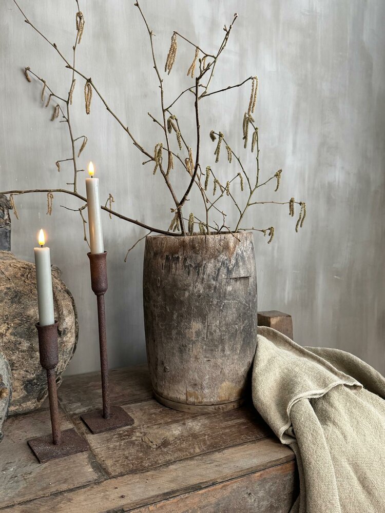 Unieke oude houten pot A Luksa