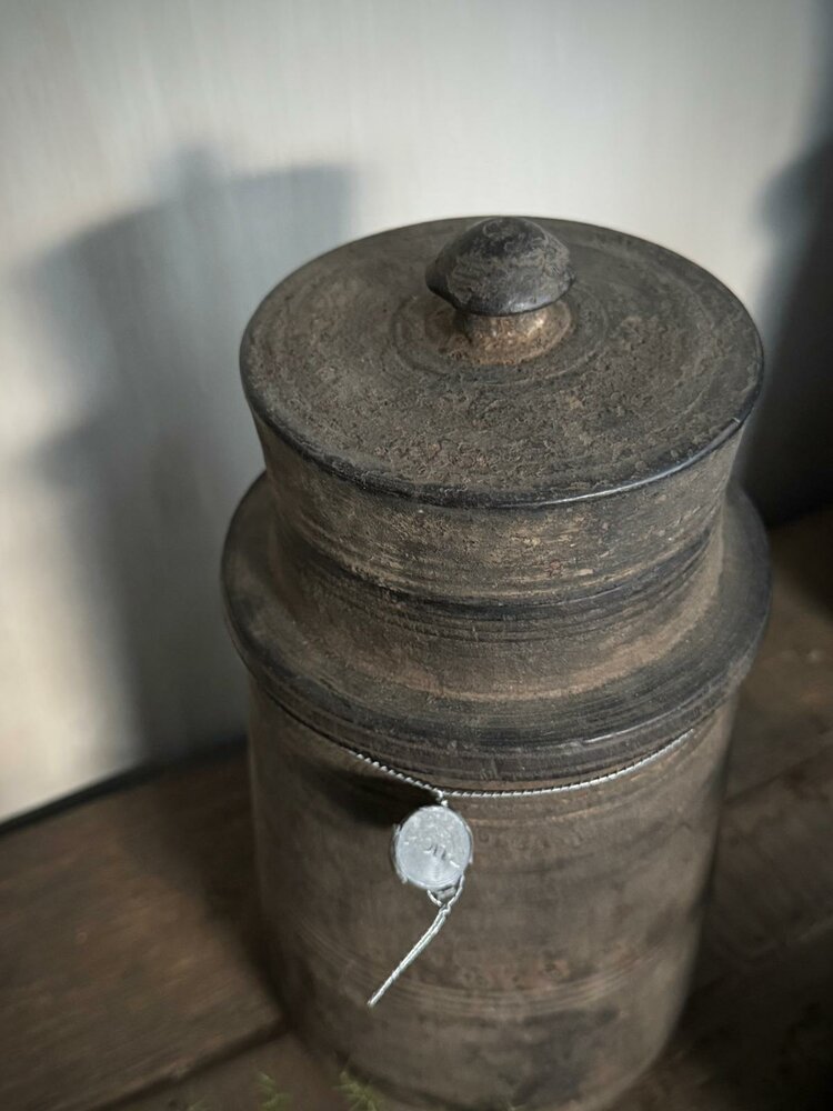 Hoffz houten kruik| Nepalese kruik Hoffz 9 (linker)