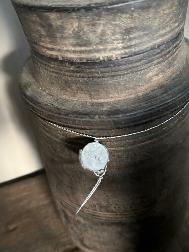 Hoffz houten kruik| Nepalese kruik Hoffz 9 (linker)