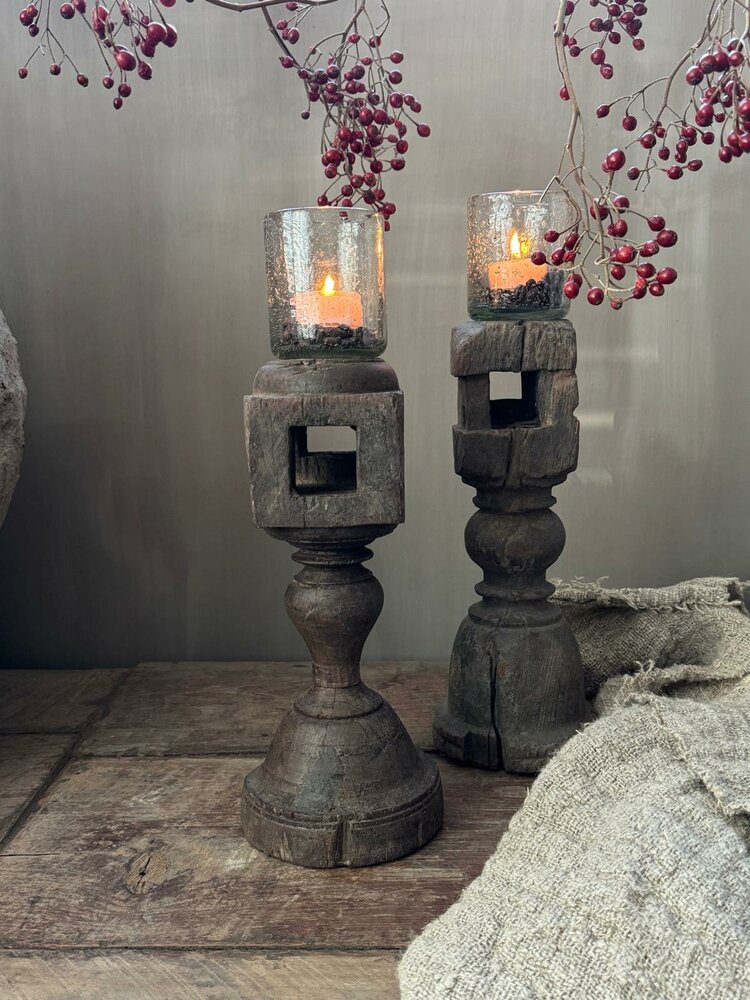 Oude houten baluster Z7