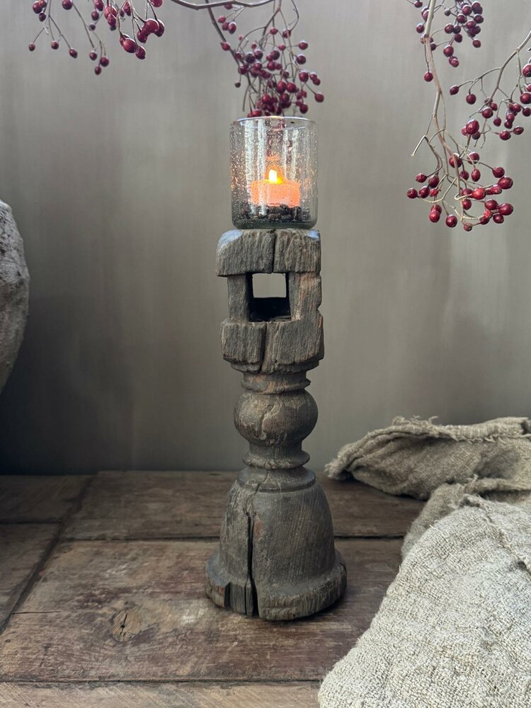 Oude houten baluster Z7