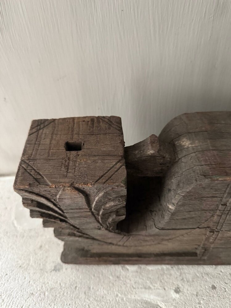 Ornament kandelaar snijwerk Aura Peeperkorn A