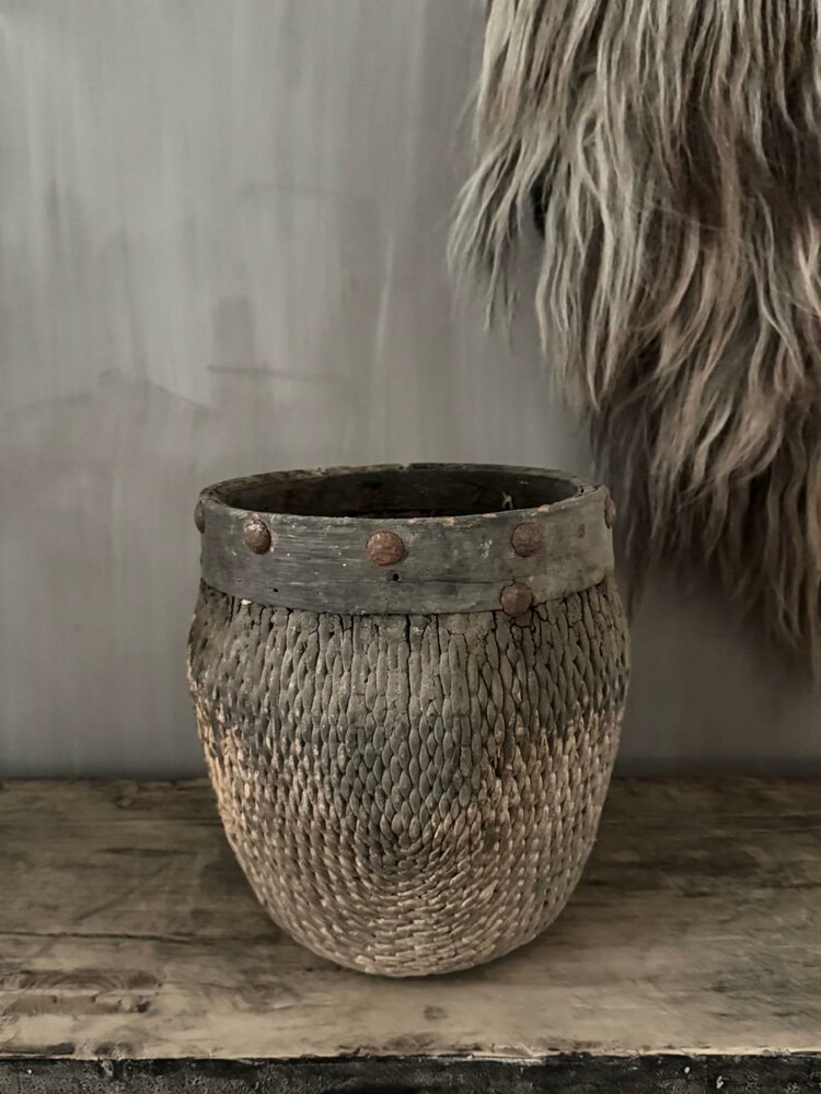 Authentieke Chinese mand met houten rand A