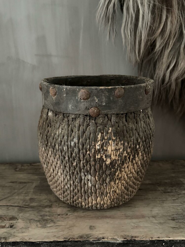 Authentieke Chinese mand met houten rand A