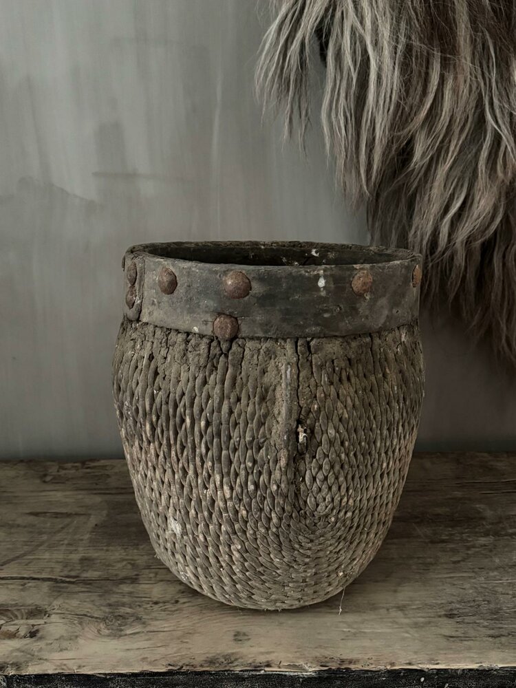 Authentieke Chinese mand met houten rand A