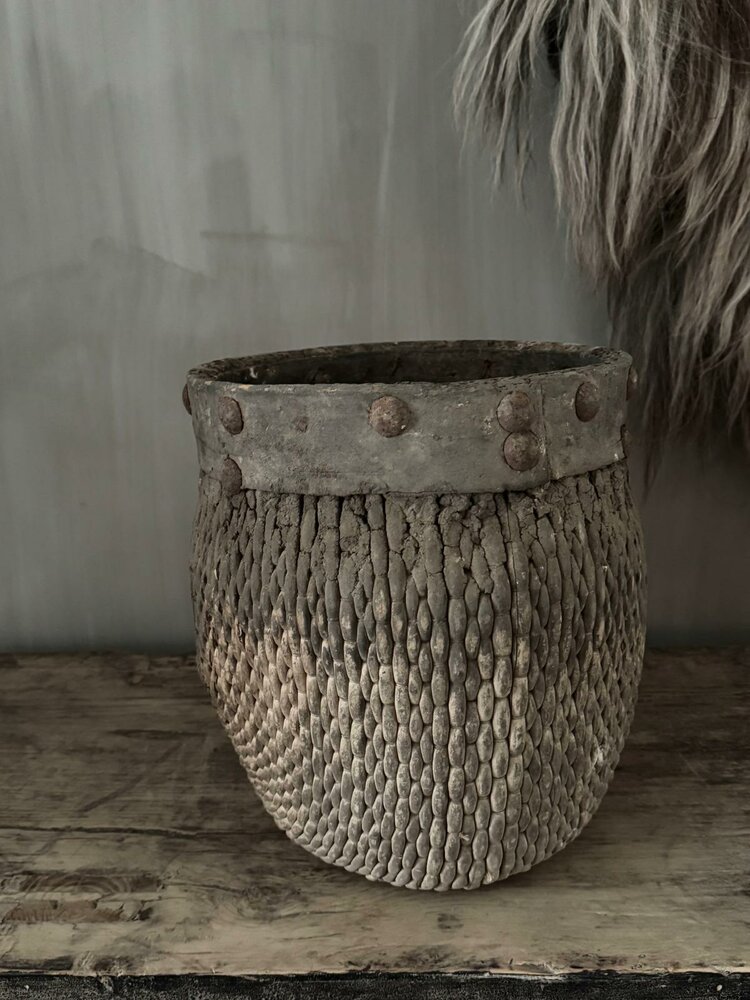 Authentieke Chinese mand met houten rand A