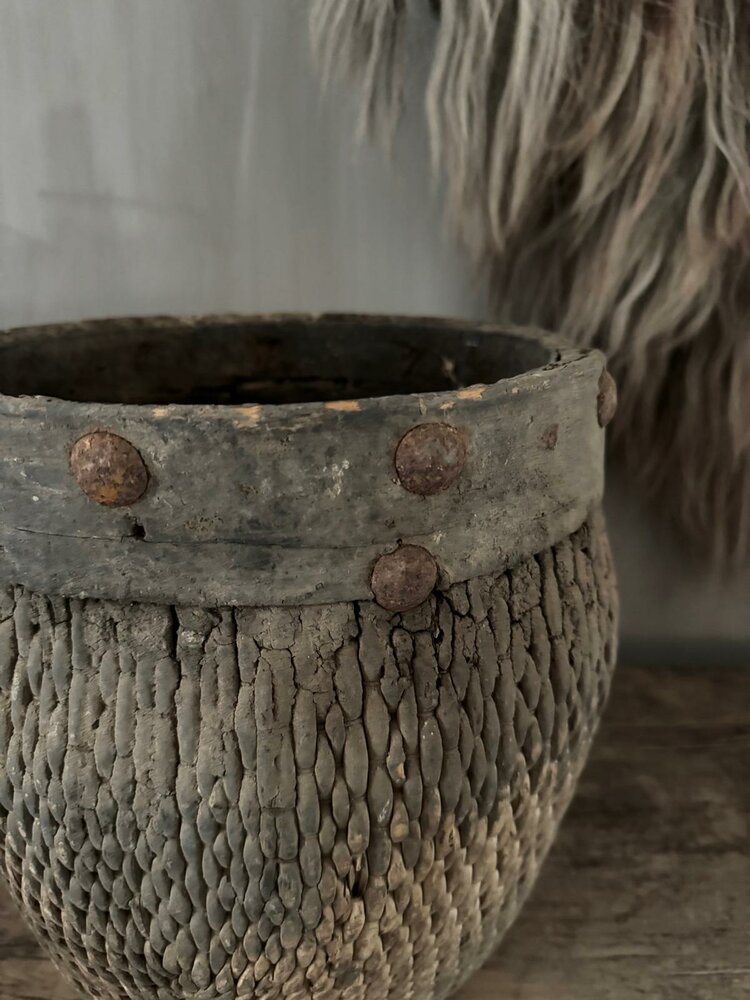 Authentieke Chinese mand met houten rand A