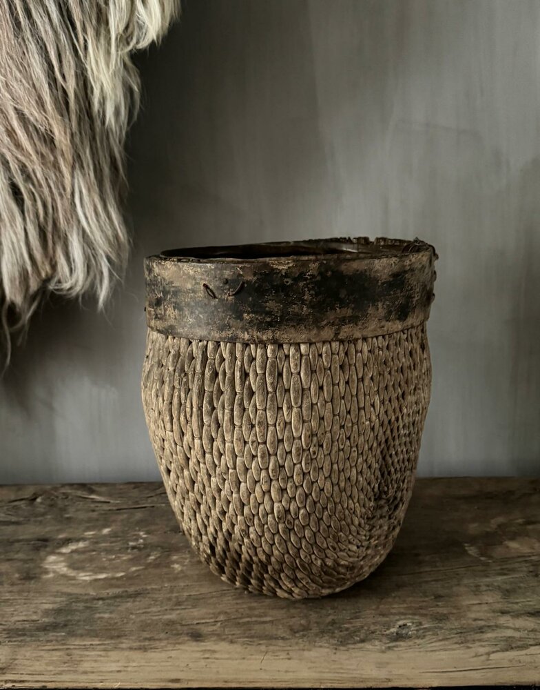 Authentieke Chinese mand met houten rand B