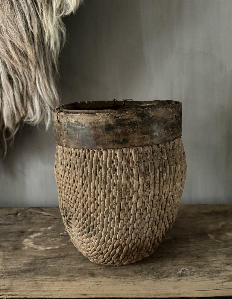Authentieke Chinese mand met houten rand B