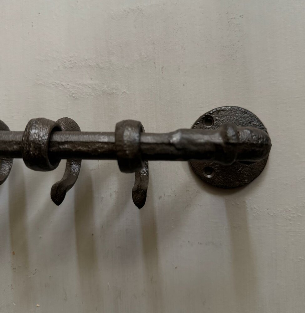 Handdoekrek gietijzer 6 haken bruin