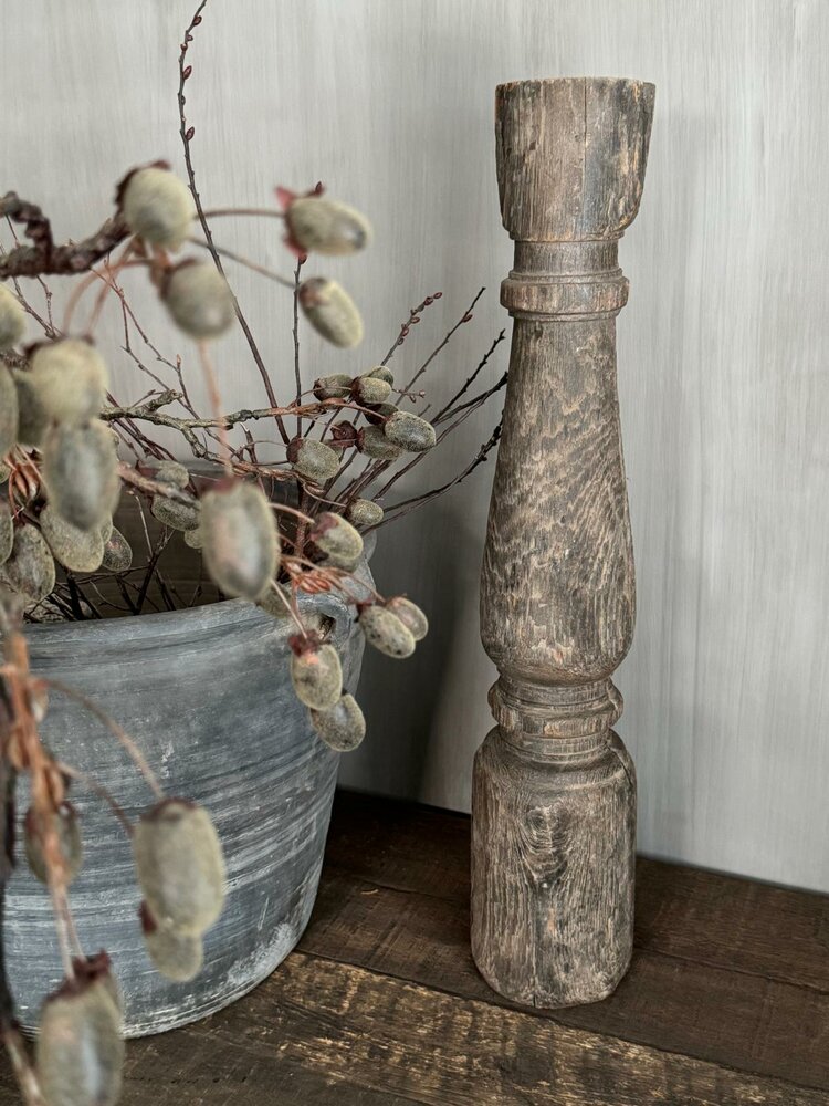 Oude houten baluster Z6