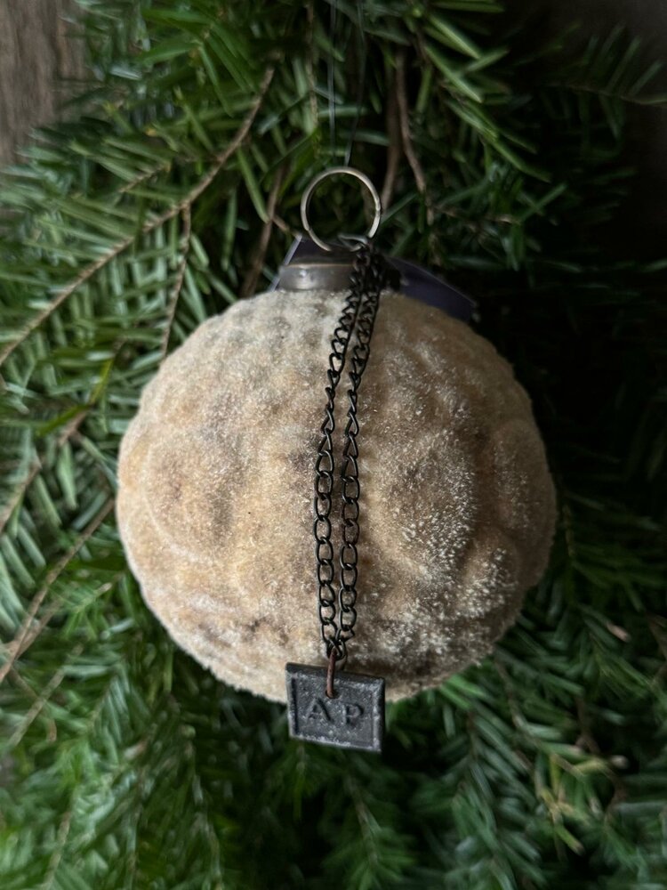 Kerstbal medium Aura Peeperkorn 