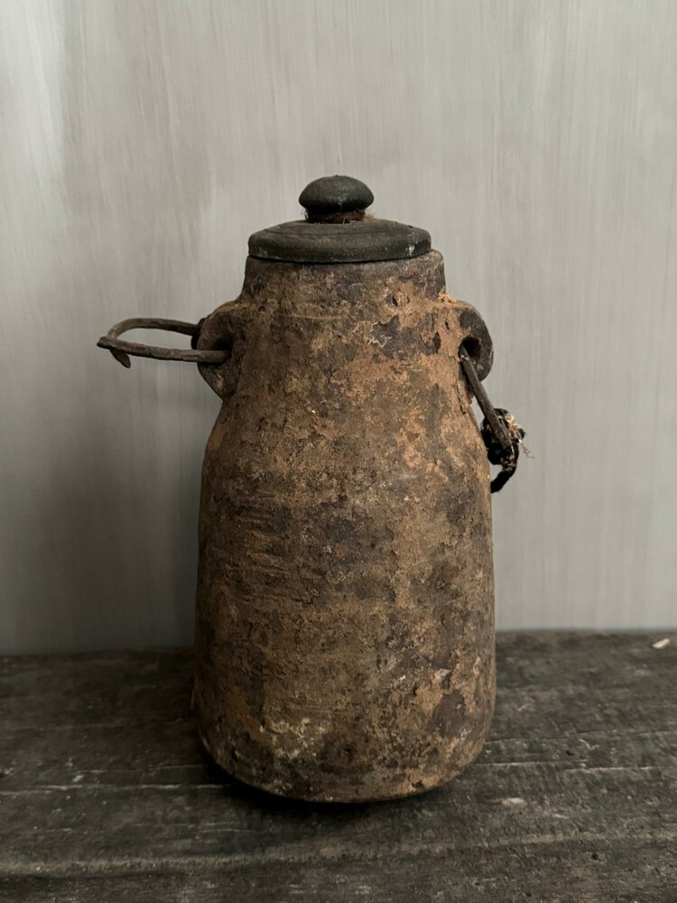 Nepalese kruik met deksel M2 (hoogte 24cm)