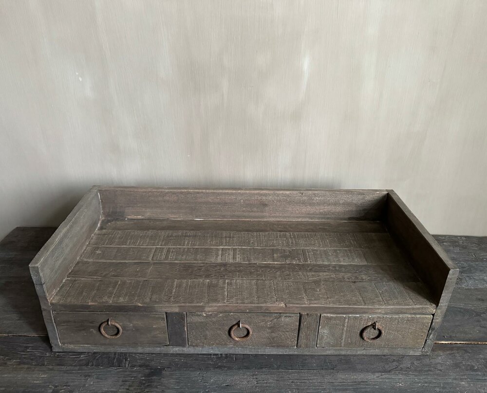Gruttersbak 3 lades Driftwood 