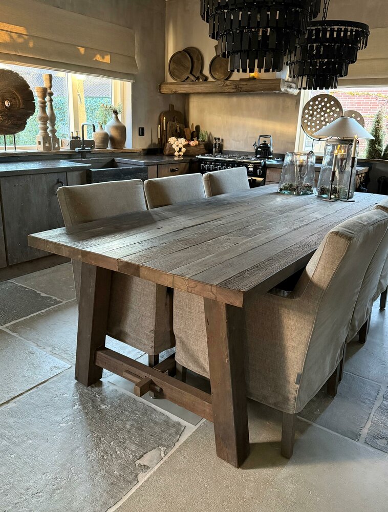 Eettafel Driftwood A poot| Landelijke eettafel met A poot (via bestelling)