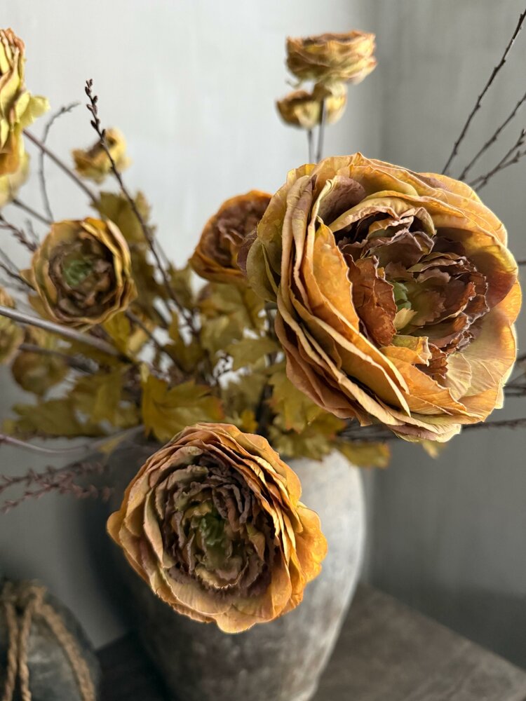 Ranuculus Grande Green| Ranonkel roest- groen kunsttak 
