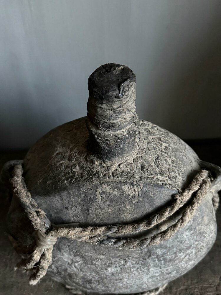 Oude oliefles XL Be- Uniq 