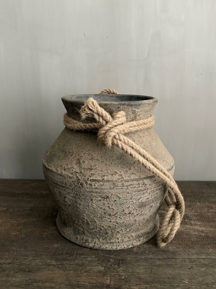 Kruik Venon Nepal pottery