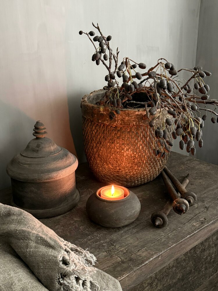 Authentieke Chinese mand met houten rand C