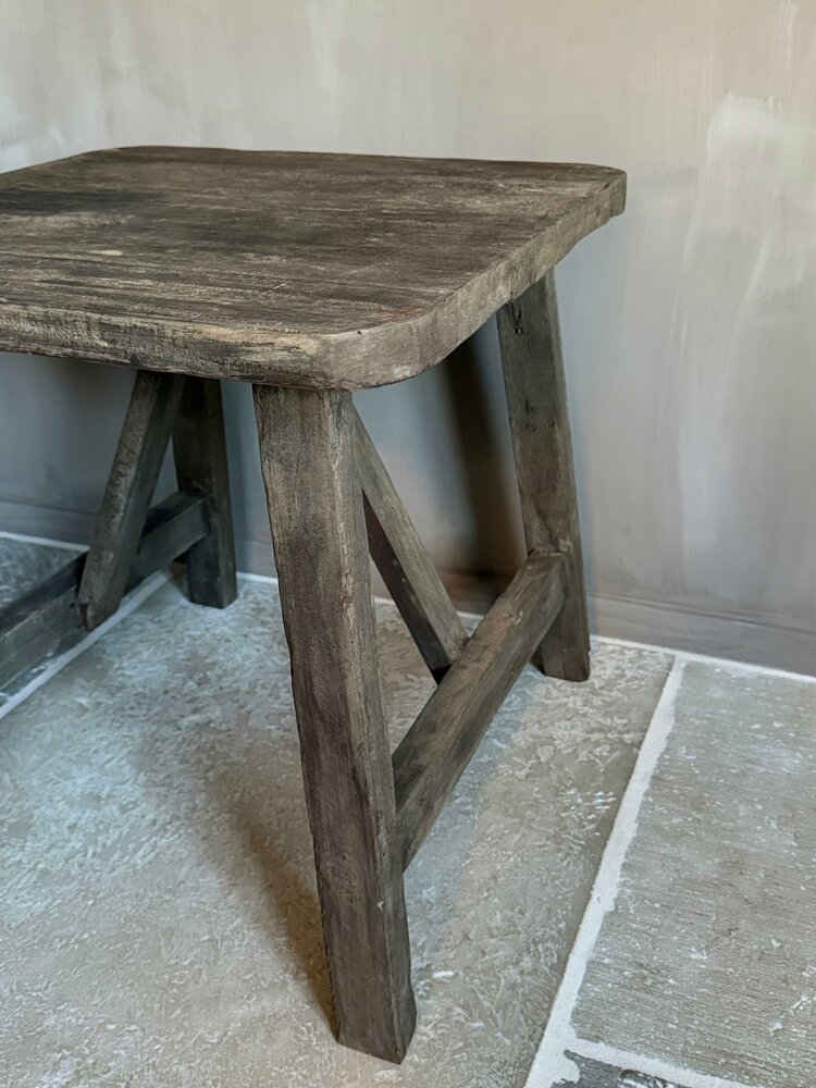 Hoge bijzettafel Old Barn| Bijzettafel oud hout
