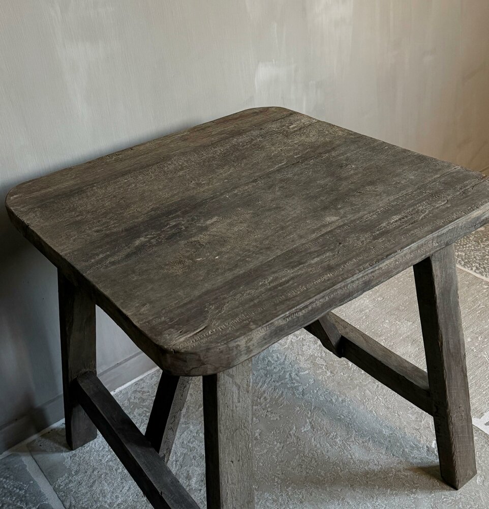 Hoge bijzettafel Old Barn| Bijzettafel oud hout