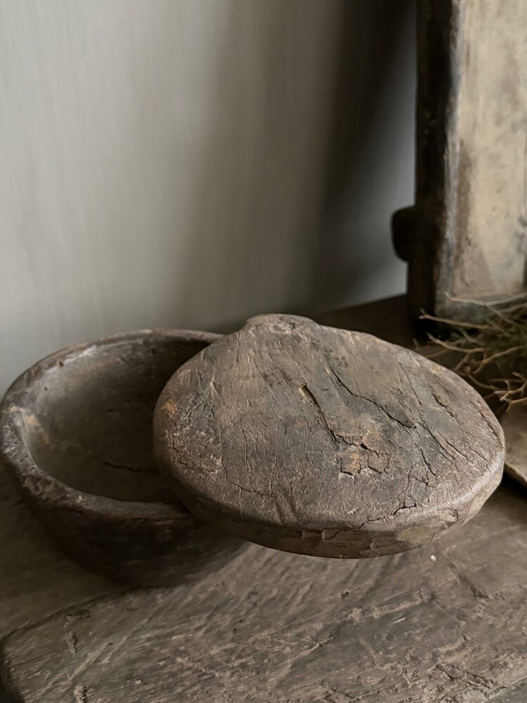 Unieke houten kom met deksel Hoffz M