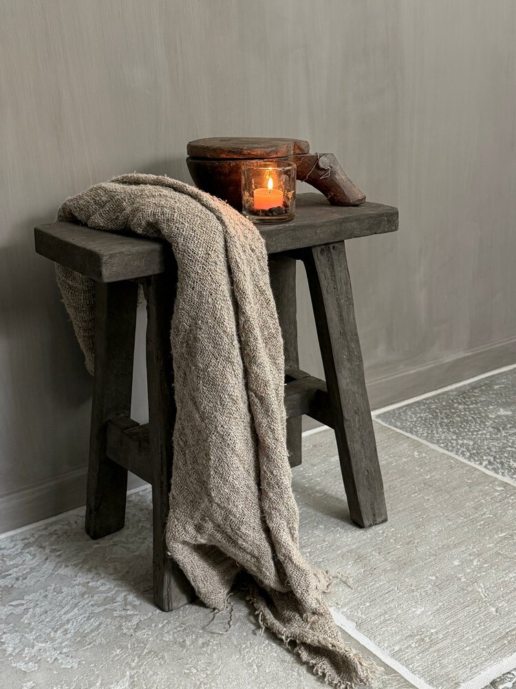 Oud houten kruk Old Barn 45cm C