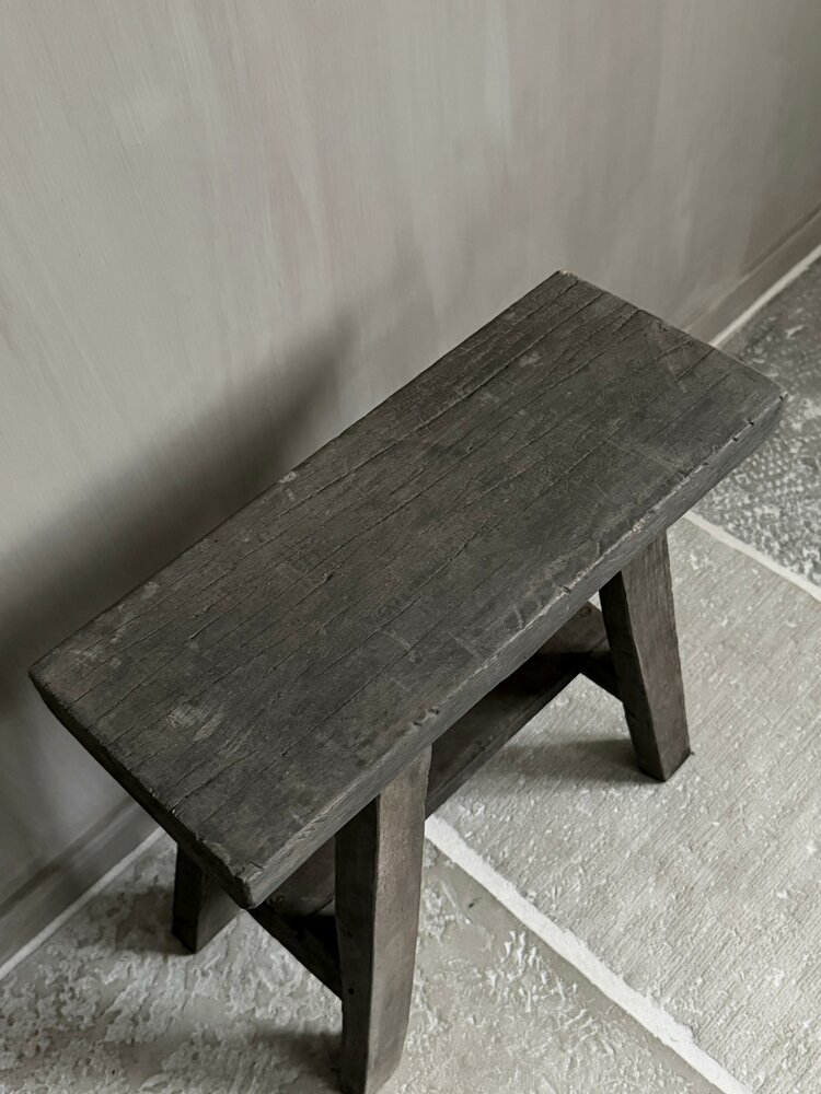 Oud houten kruk Old Barn 45cm D