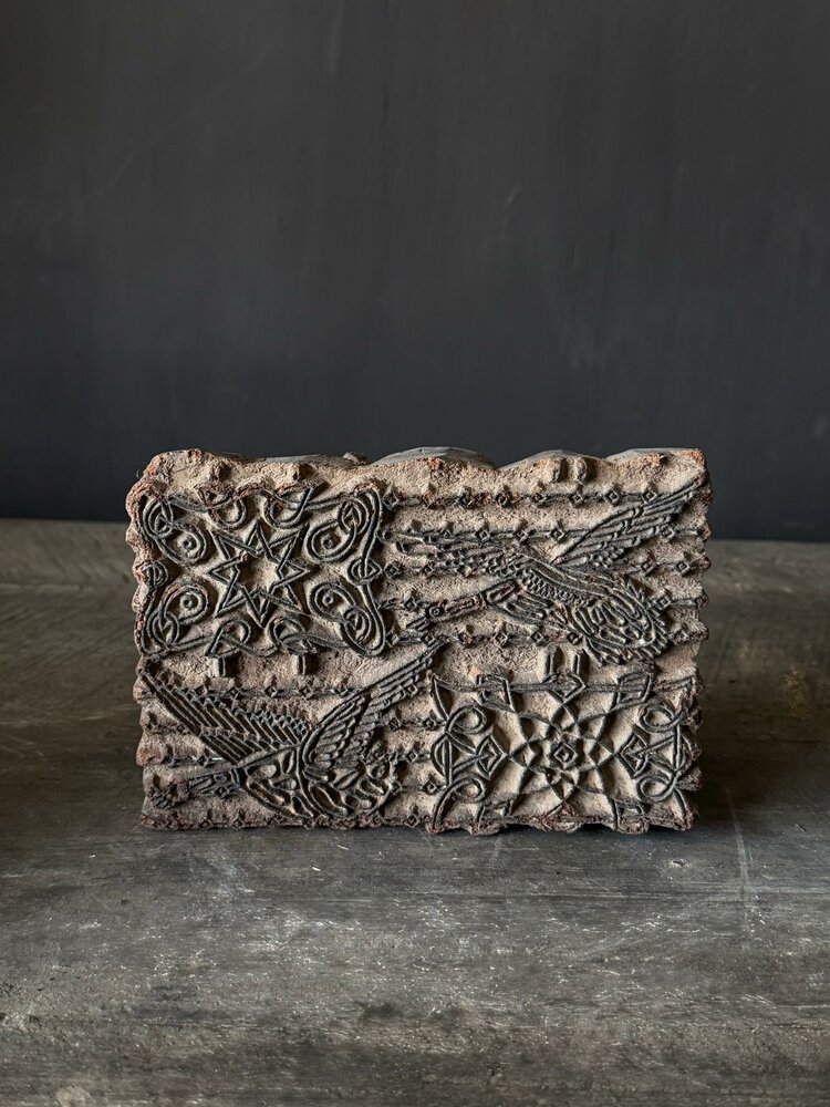 Oude Batik stempel D