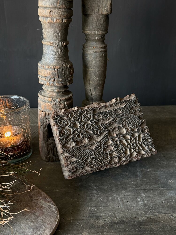 Oude Batik stempel D