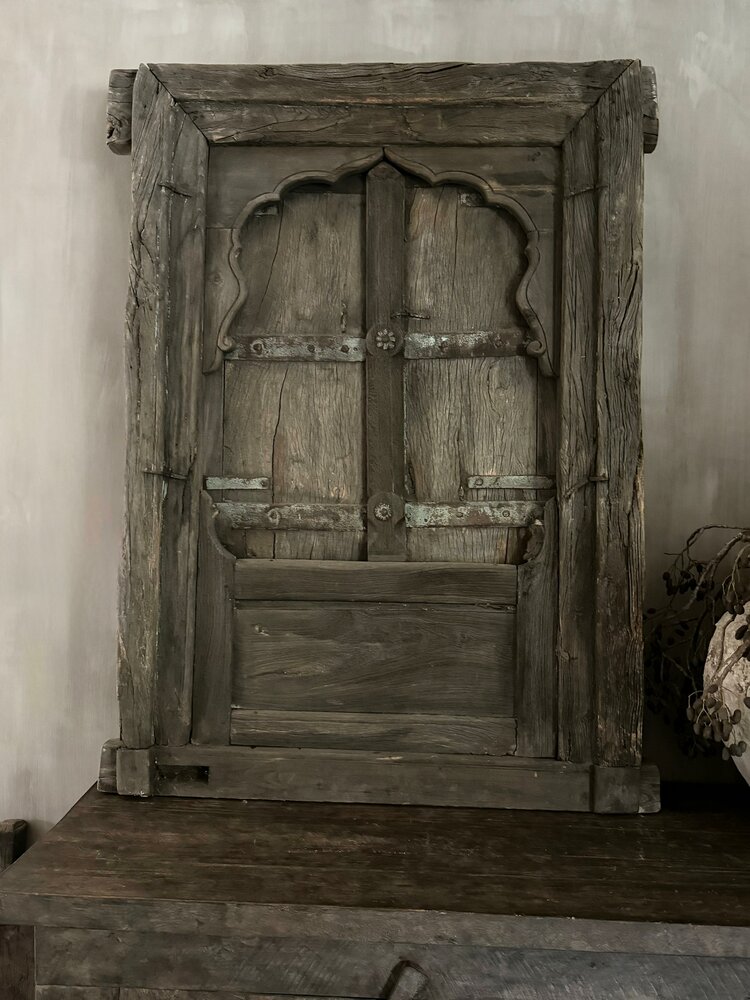 Oud houten luik India  Be- Uniq (afhalen)