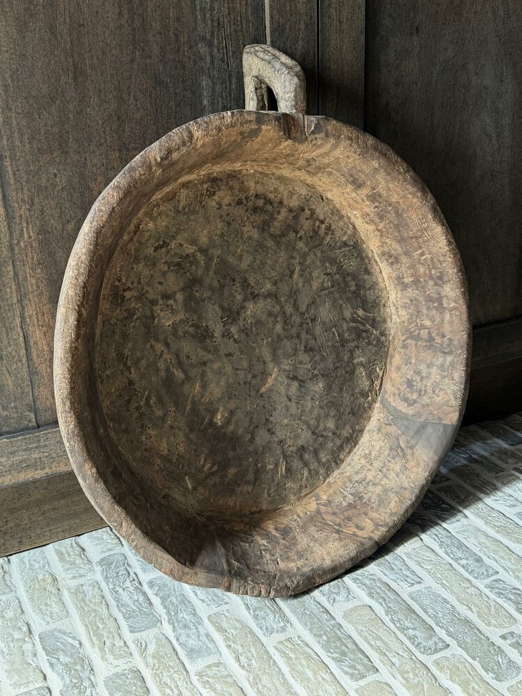 Grote houten rond schaal met handvat XL Aura Peeperkorn