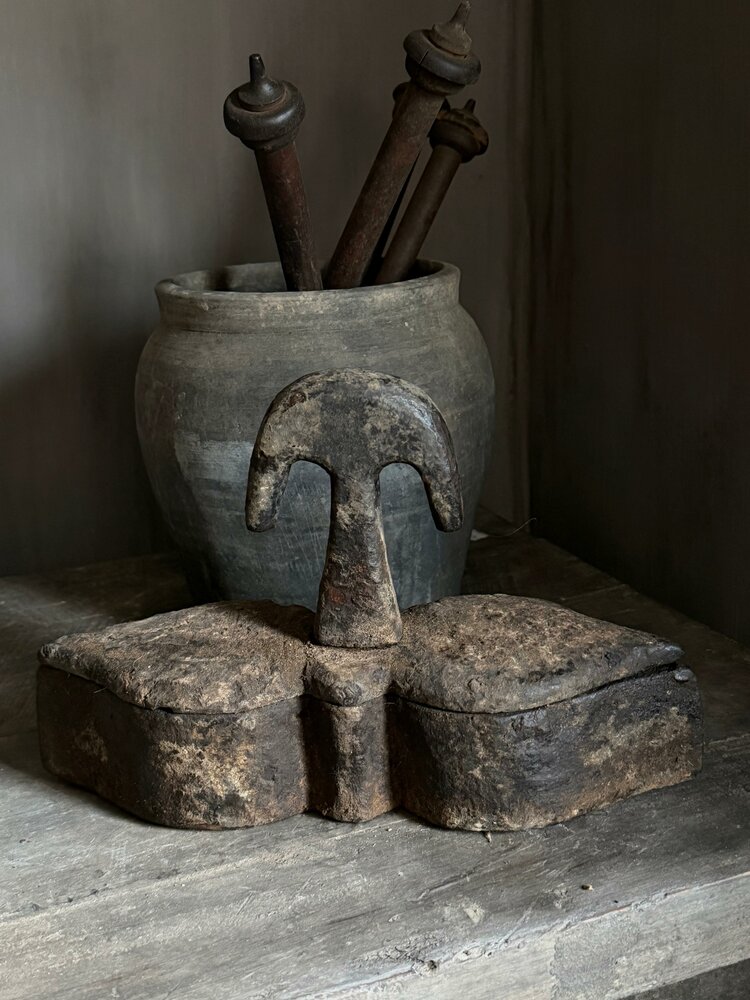 Antieke houten kruiden doos| oude spicebox 