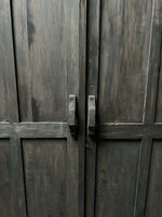 2 deurs kast met 2 laden vintage| grote vintage kast| landelijke stoere 2 deurskast