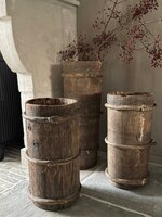 Hoge houten vijzel| hoge houten pot B Luksa