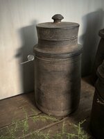 Hoffz houten kruik| Nepalese kruik Hoffz 9 (linker)