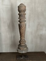 Ornament Putri op standaard 