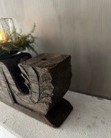 Ornament kandelaar snijwerk Aura Peeperkorn A