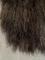 Schapenvacht aan stok|  Vacht wandhanger aan stok bruin XL