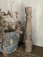 Oude houten baluster Z6