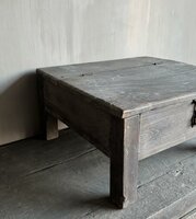 Uniek oud tafeltje India