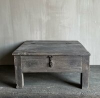 Uniek oud tafeltje India