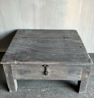 Uniek oud tafeltje India