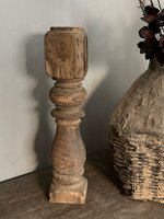 Oude houten baluster | trapbaluster Aura Peeperkorn 