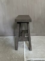 Oud houten kruk Old Barn 45cm C