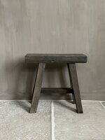 Oud houten kruk Old Barn 45cm D