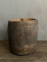 Oude houten pot Luksa