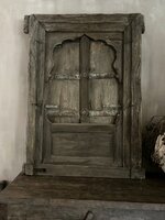 Oud houten luik India  Be- Uniq (afhalen)
