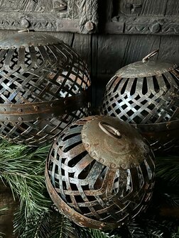 Decoratieve sfeerballen set (3 stuks) | metalen ballen set