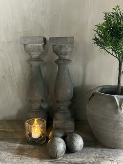 Baluster Luksa antique grey